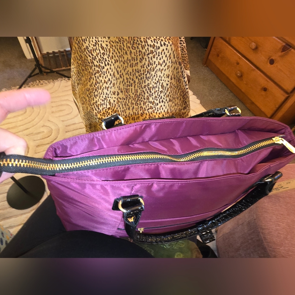 🎉 NWOT Purple / Black Women's Large Tote Bag By Samantha Brown - Picture 9 of 13